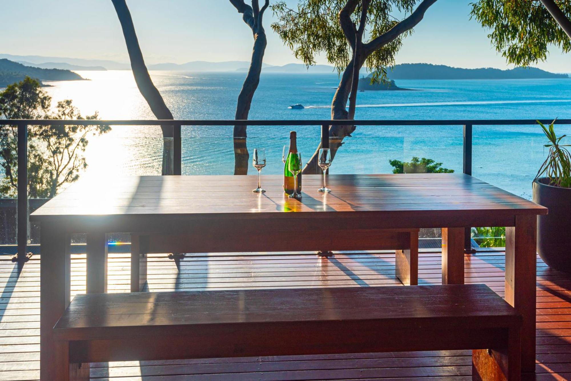 Sea View Shorelines Isla Hamilton Exterior foto